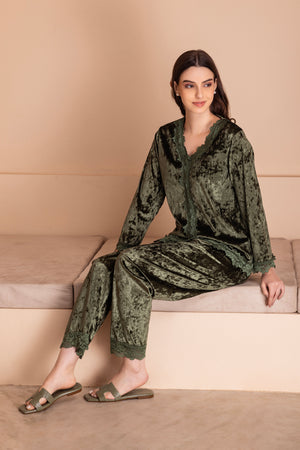 Winter Night suit in Emerald Green Ice velvet