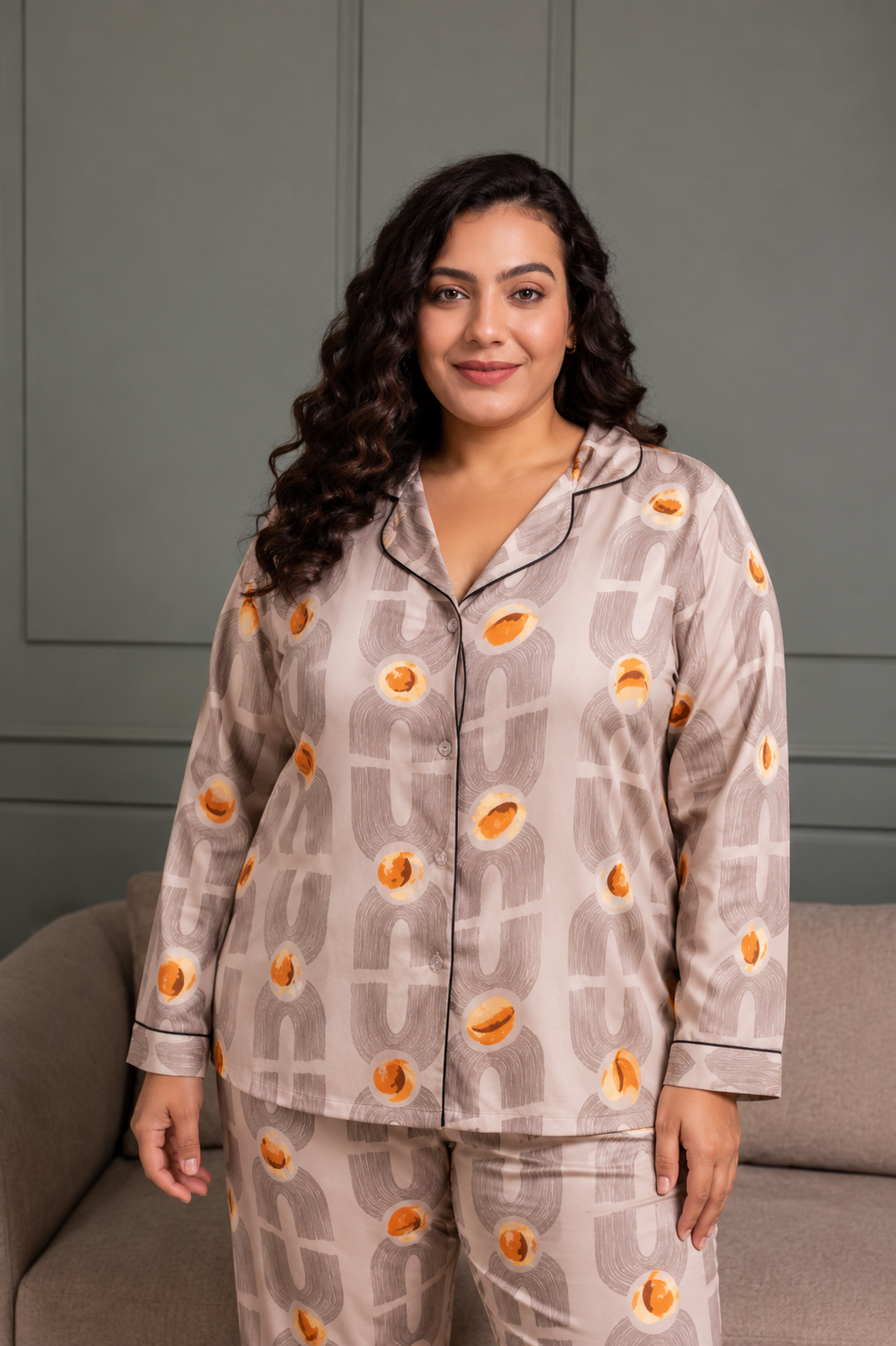 Plus Size Satin Classic Collar Night Suit