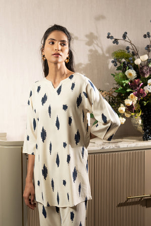 White & Black Rayon Ikat Co-ord Set