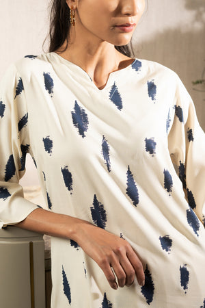 White & Black Rayon Ikat Co-ord Set