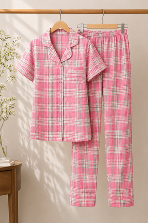 Pink Daydream
Pure Cotton Night Suit
