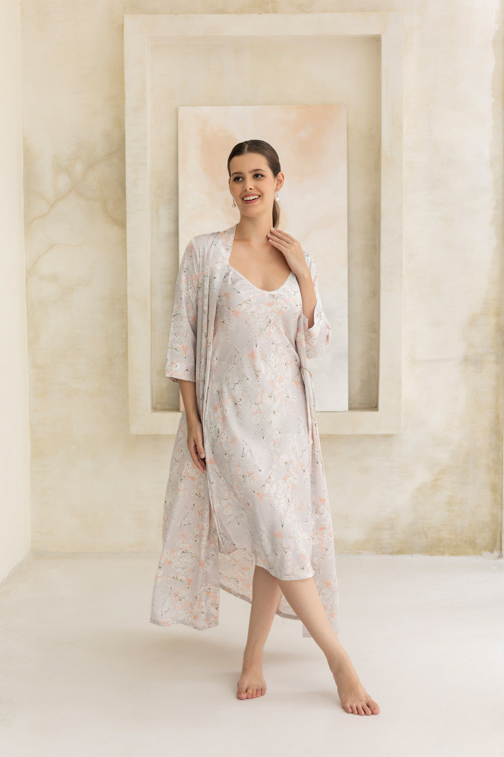 Silver Bloom Nightgwon set