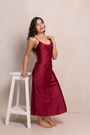 Nightgown set with pearls