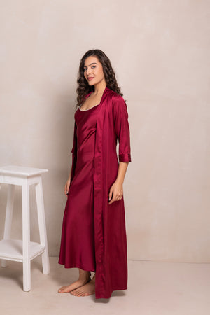 Nightgown set with pearls