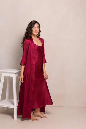 Nightgown set with pearls