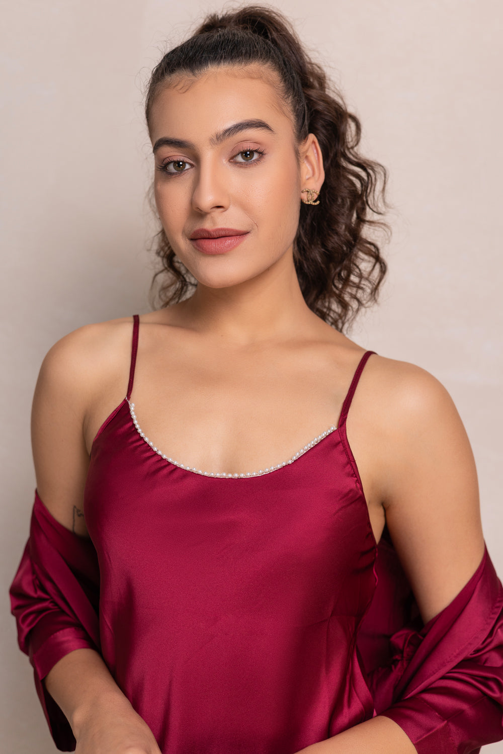 Bridal nightgown set with pearls