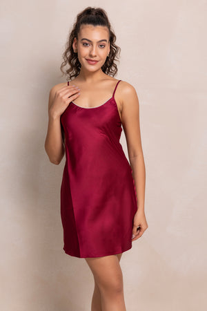 Bridal nightgown set with pearls