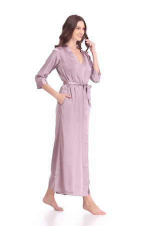 The Graceful Faye Dunaway Nightgown set