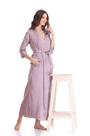 The Graceful Faye Dunaway Nightgown set