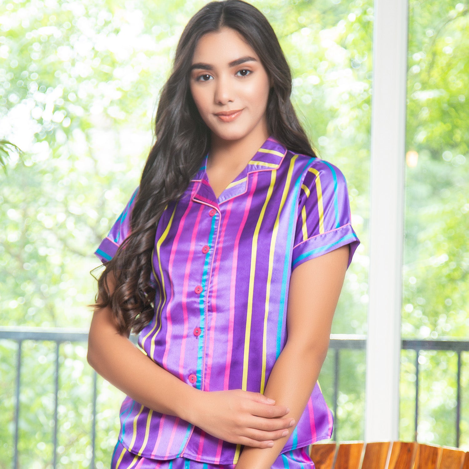 Stripe satin classic collar Night suit Private Lives