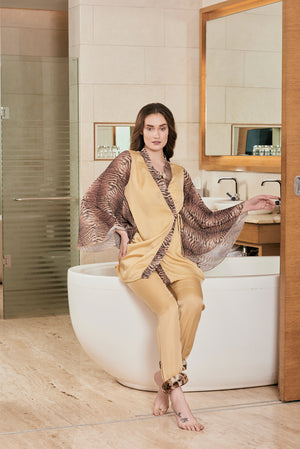 Designer collection Nightgown set with Fur detail Private Lives