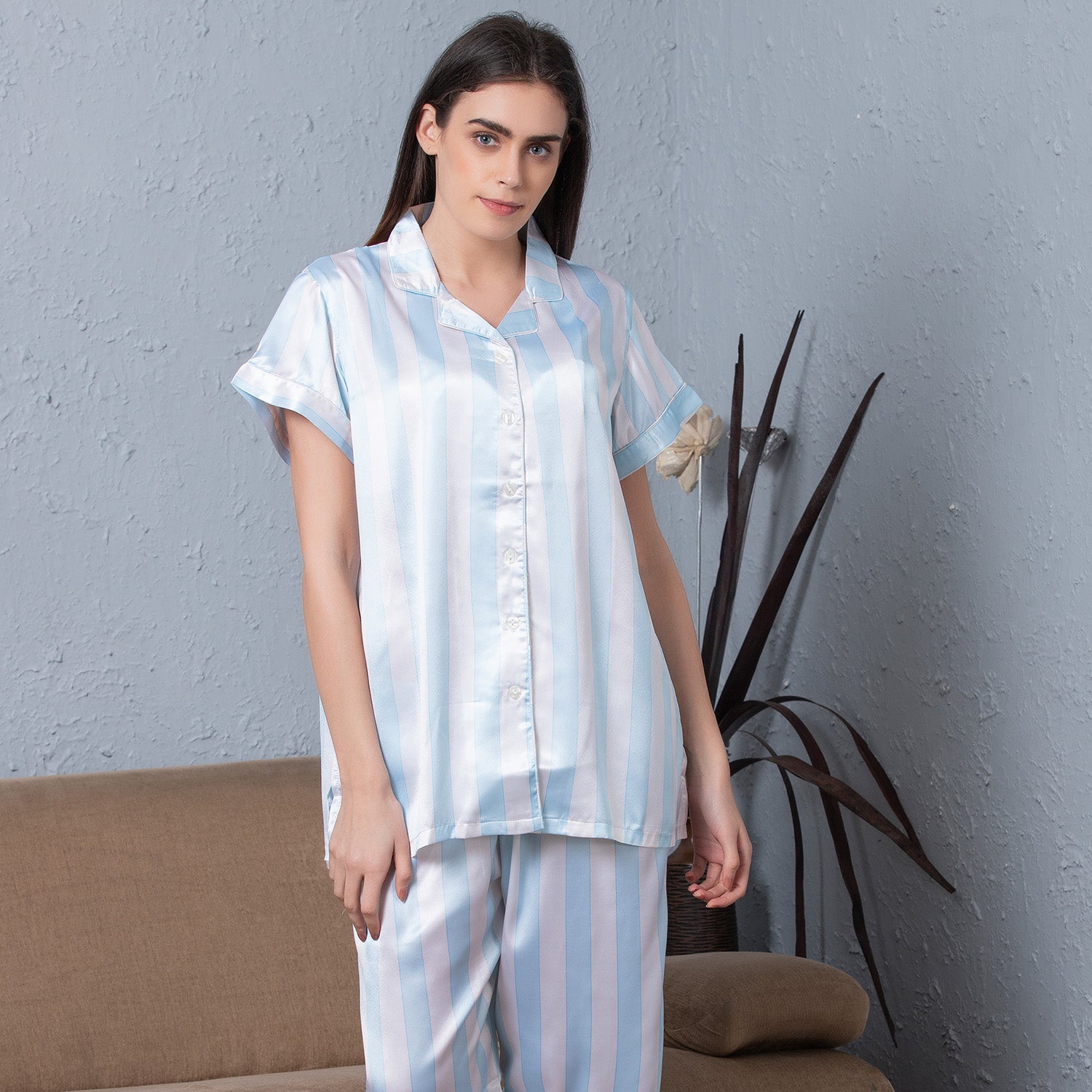 Stripe satin Classic collar Night suit Sky Blue Private Lives