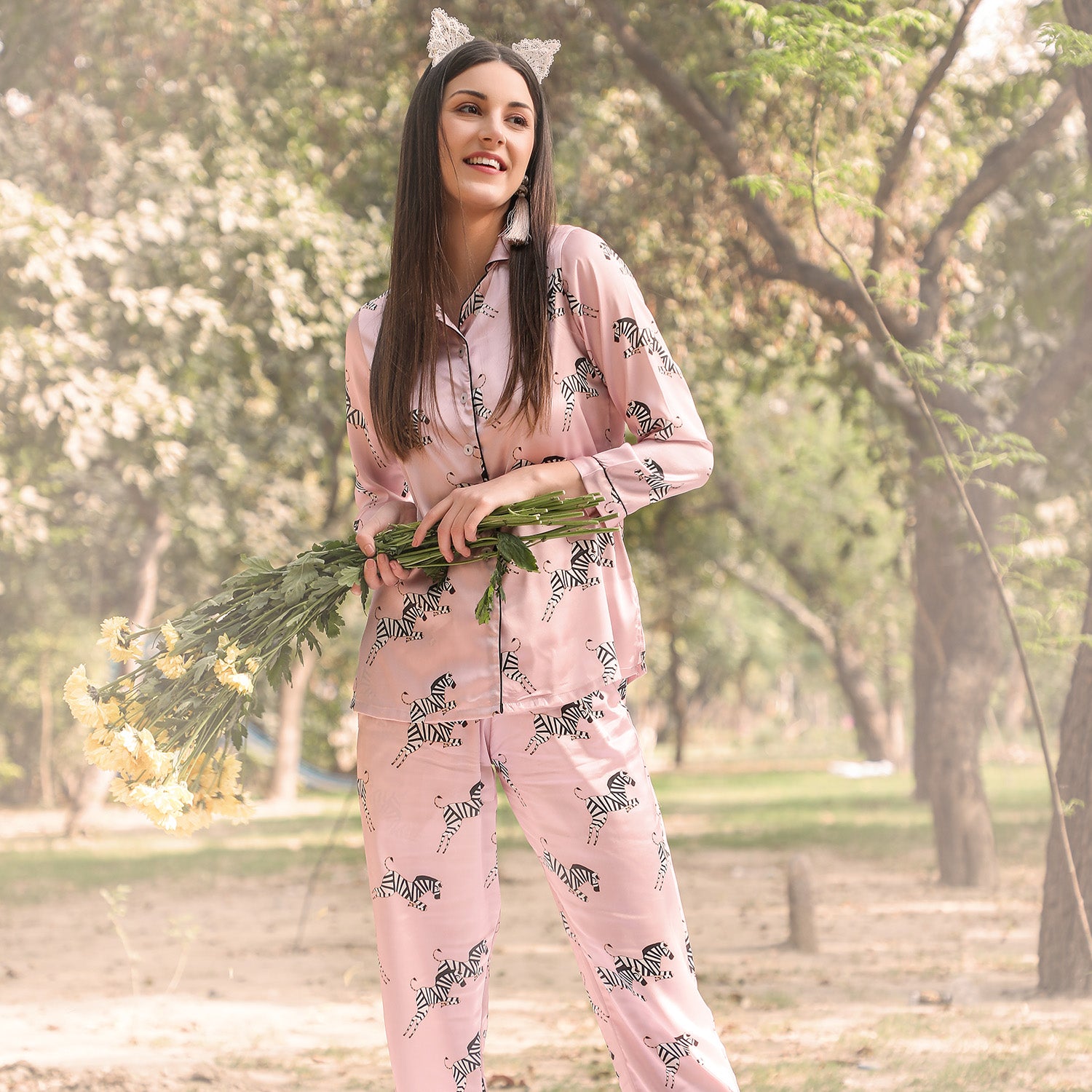 Print Satin classic collar Night suit Private Lives