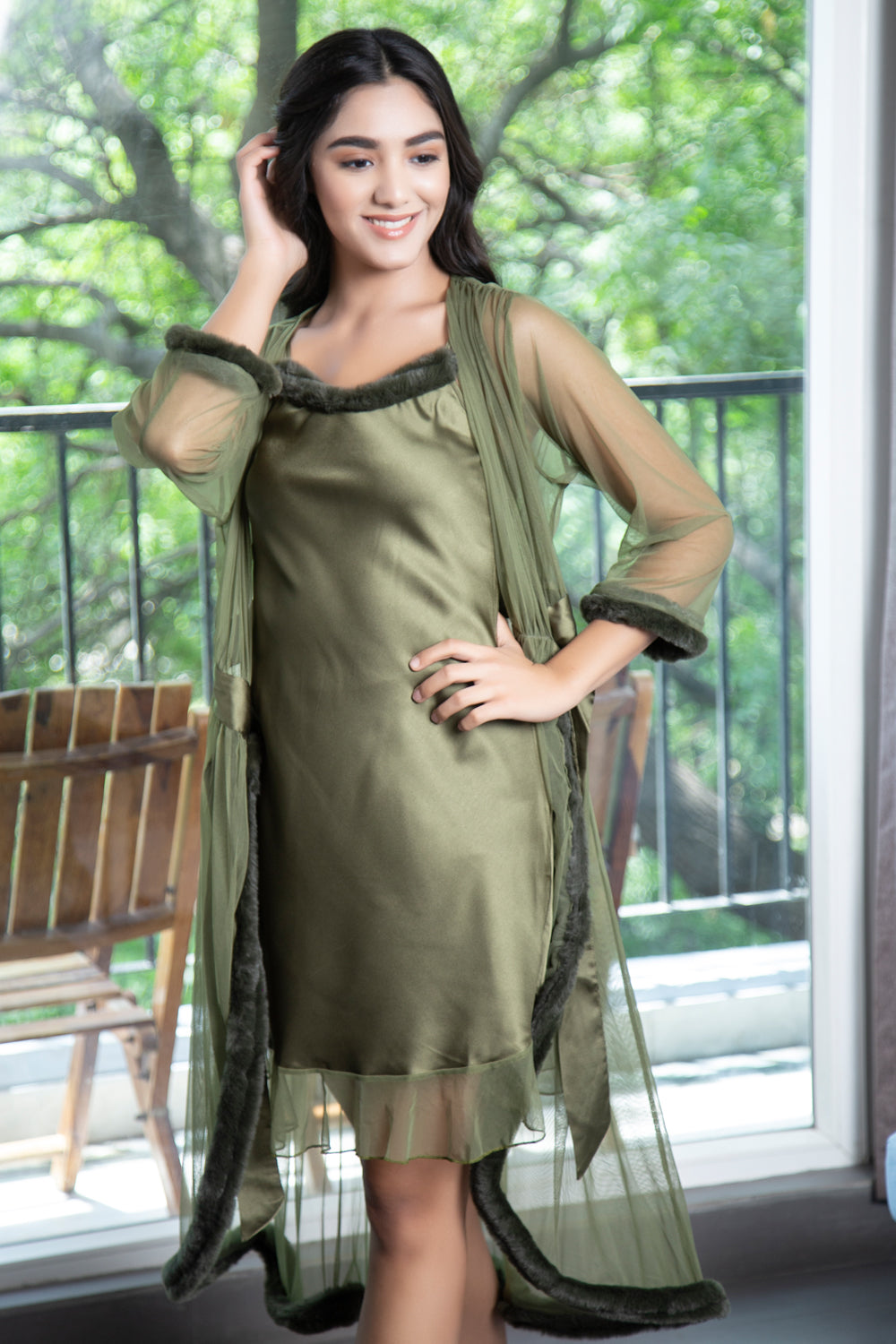 Designer collection Nightgown set with Fur detail Private Lives