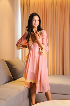 Princess Eugenie Nightgown set