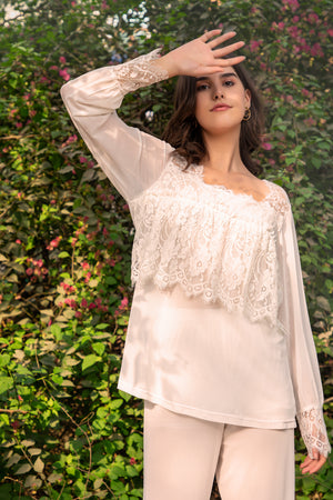 Night suit in white chiffon with Front ruffles Private Lives